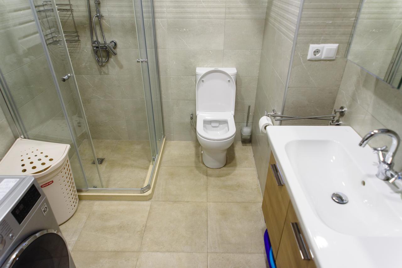 Boulevard Apartment Батуми Екстериор снимка