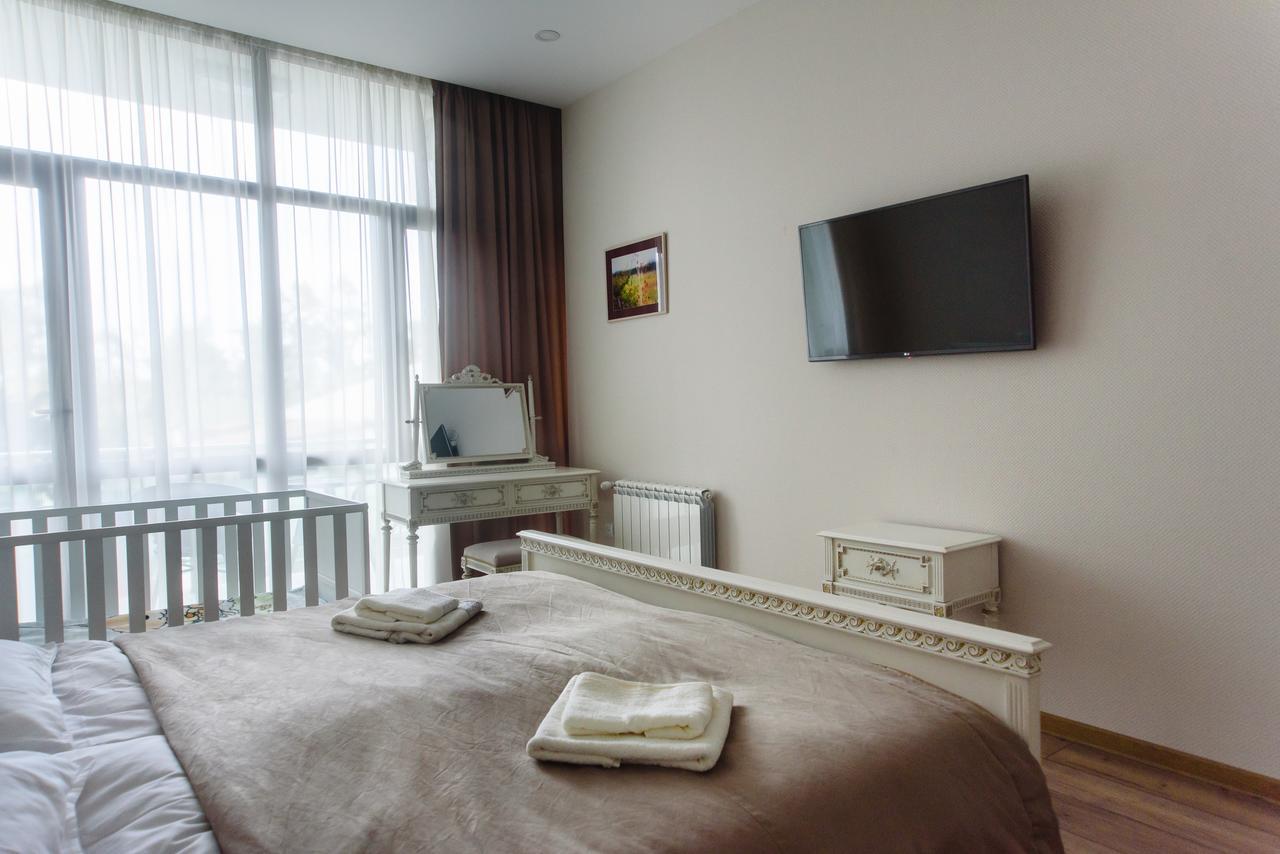 Boulevard Apartment Батуми Екстериор снимка